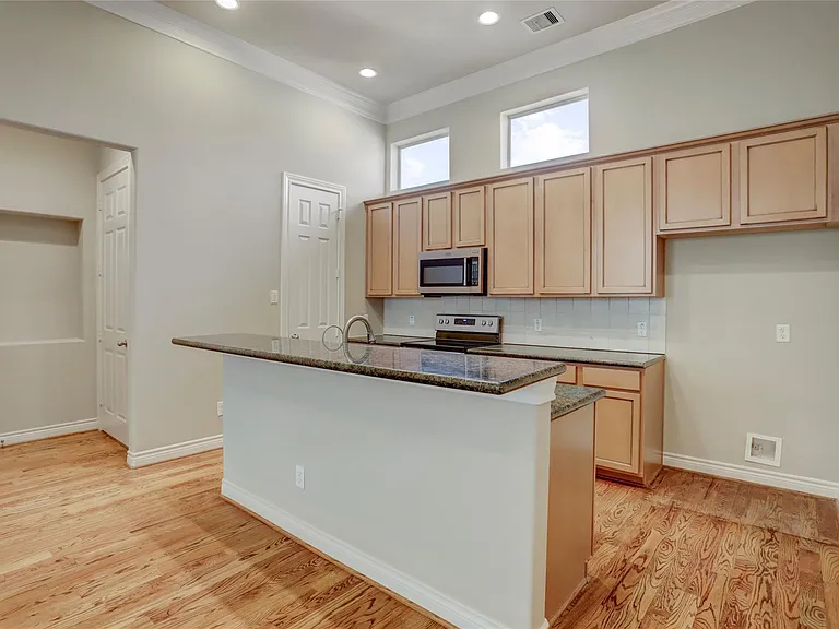 9133 Creekstone Lake Dr — Photo 12