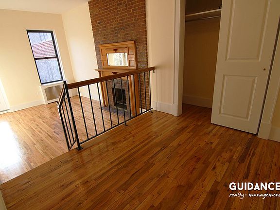 3rd image of 156 W 77th St APT 3B
