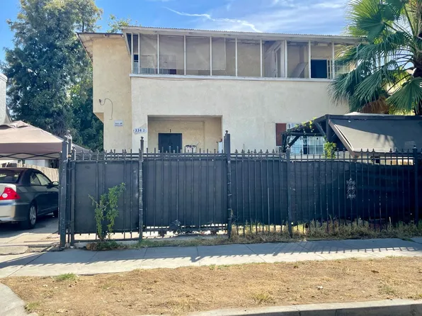 332 N Roosevelt Ave, Fresno, CA 93701