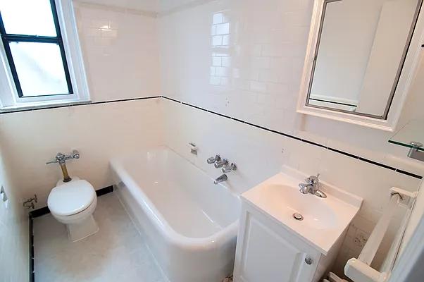 Rented by Citi Habitats | media 28