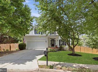 624 Newington Pl NE, Leesburg, VA 20176