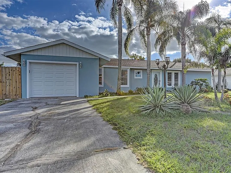 1106 Southern Pine Ln — Photo 3