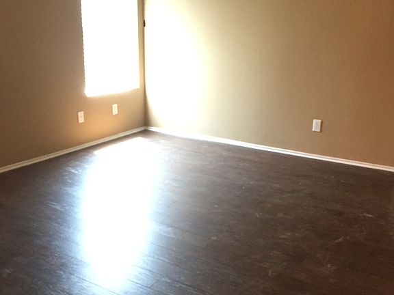 5th image of 4717 Dogwood Dr