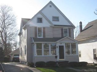 23 Trumbull Pkwy, Batavia, NY 14020