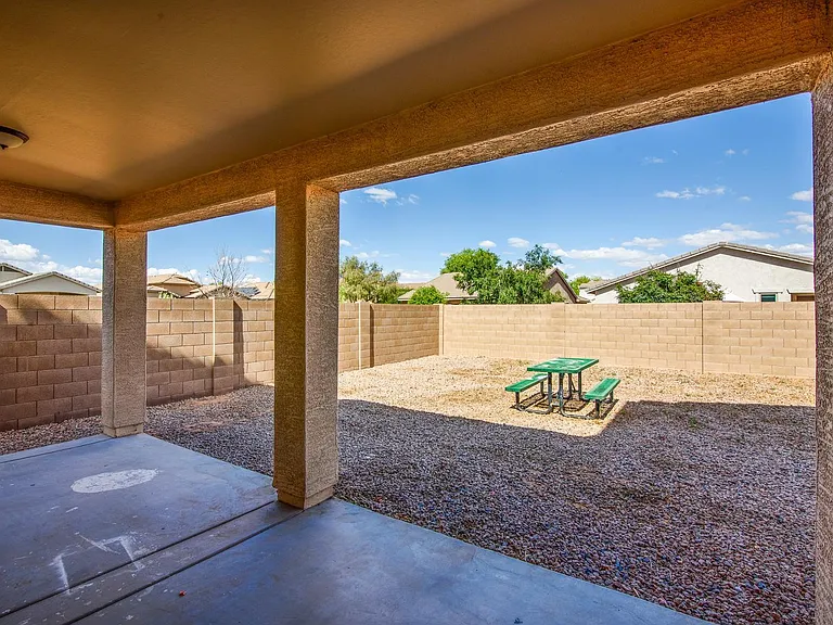 21357 N Liles Ln — Photo 11