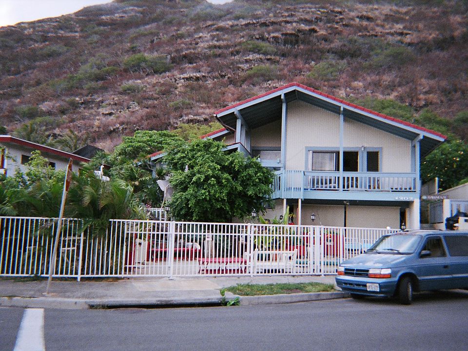 CORRECT HOUSE
