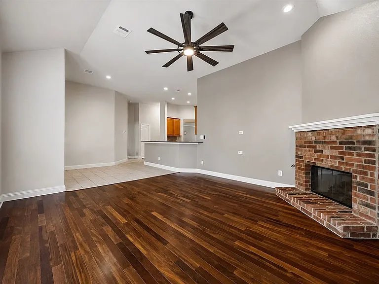 12825 Rush Creek Ln — Photo 3