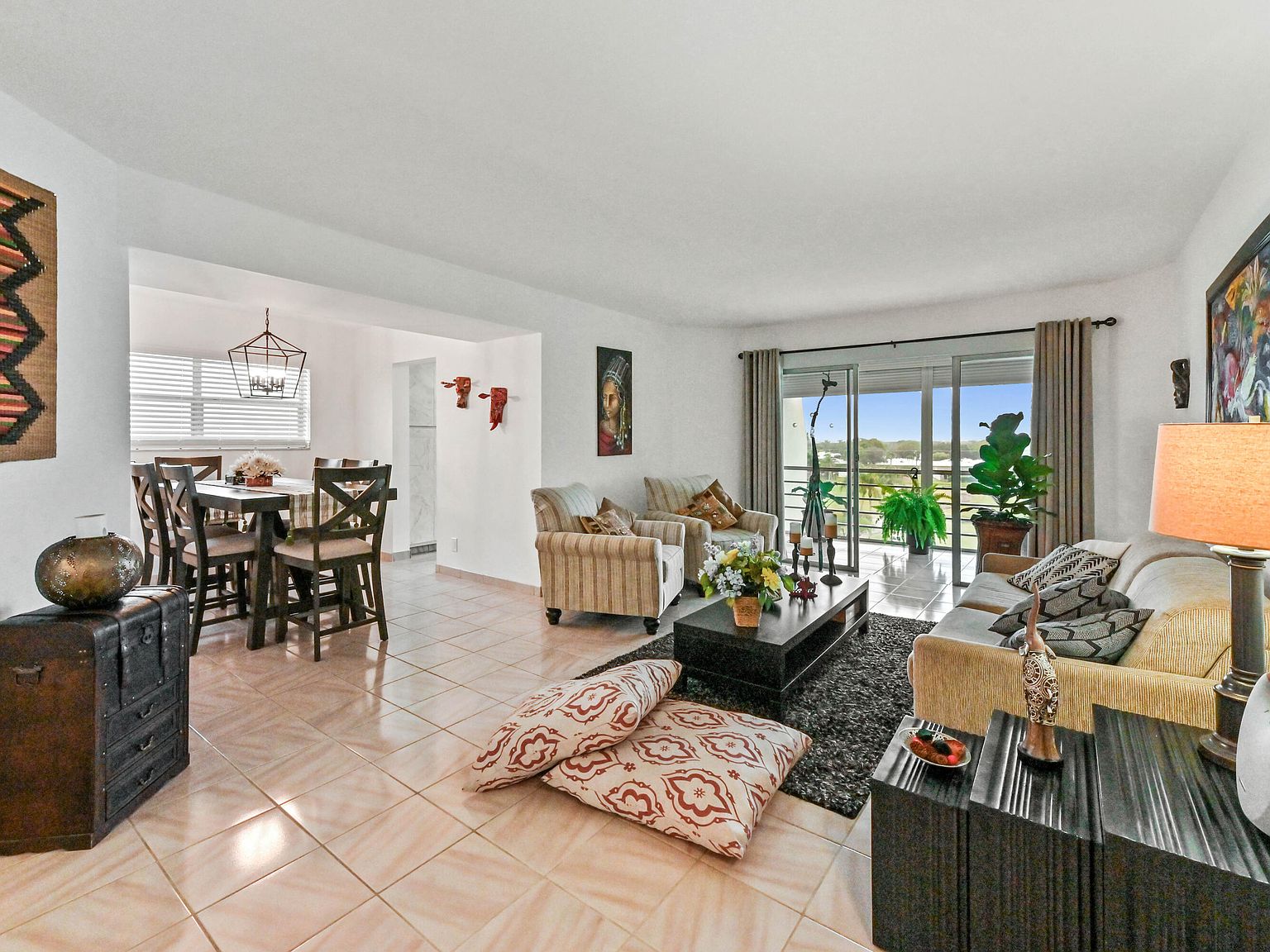 3755 Via Poinciana #601