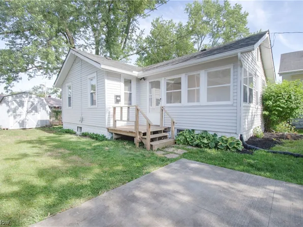 351 Alpha Ave, Akron, OH 44312
