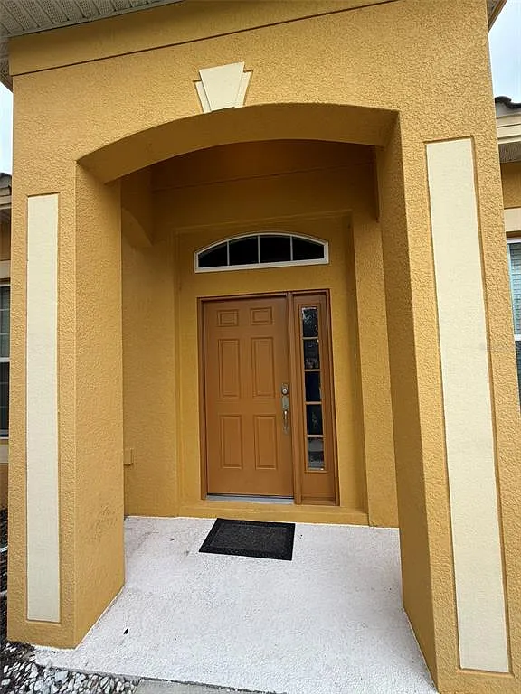 Building Photo - 4052 Oaktree Dr