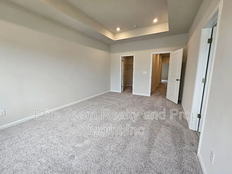 5416 Kings Ridge Dr — Photo 14