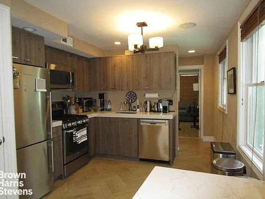 Rented by Brown Harris Stevens | media 17