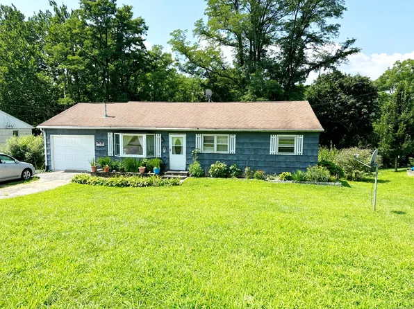 20 Dartmouth Road, New Milford, CT 06776