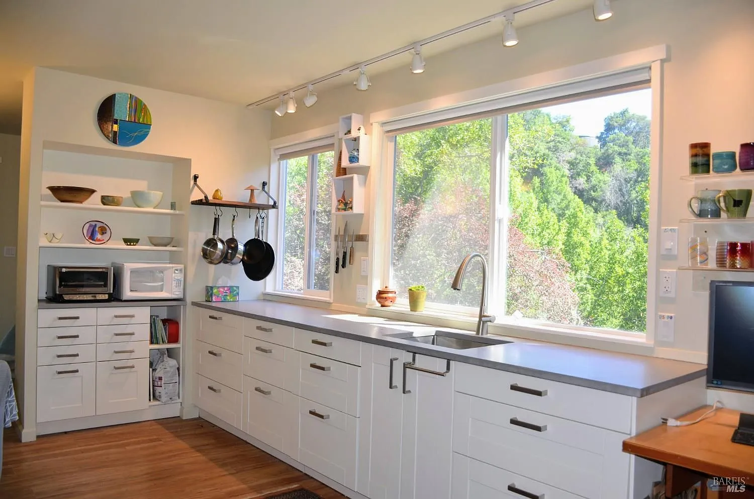 Studio, 358 sqft, $2,300 — Photo 1