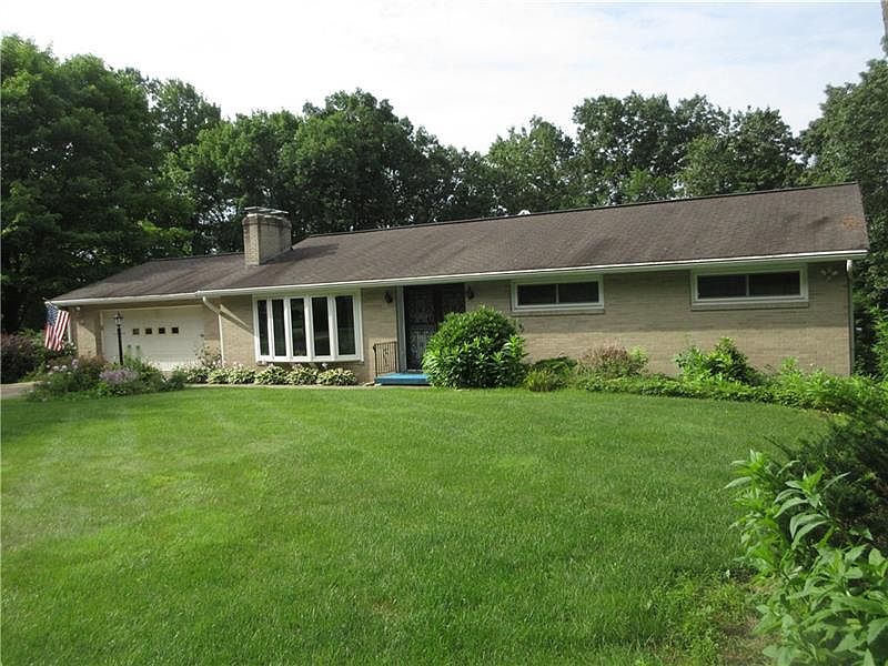 1st image of 114 Iroquois Dr