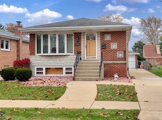 8147 Merrimac Ave, Burbank, IL