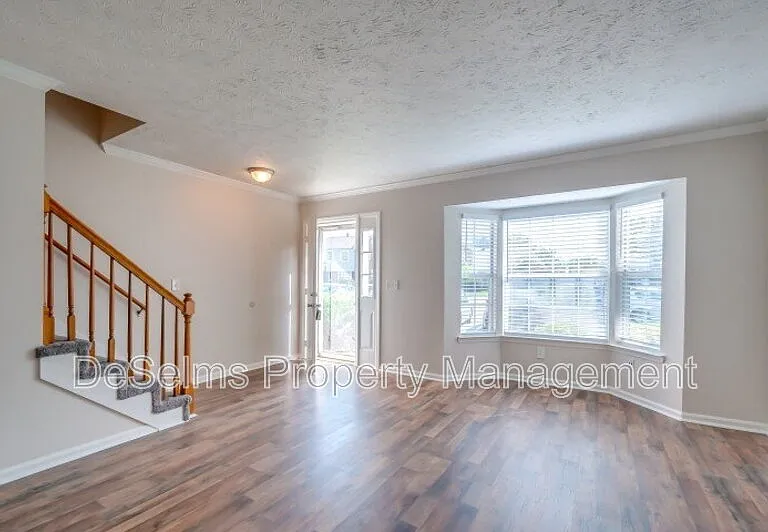 302 Ash Forge Dr — Photo 4