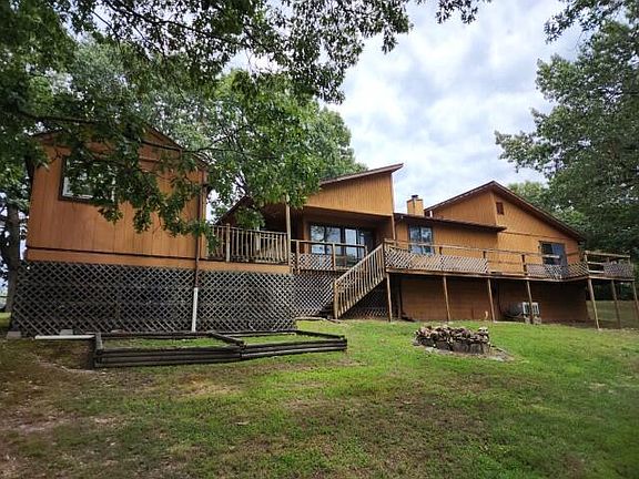 3rd image of 1548 Dogwood Village Lane