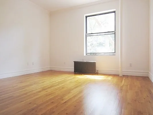 Rented by City Connections Realty | media 18