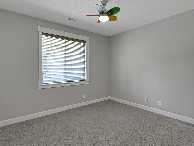 9206 SW West Haven Dr — Photo 18