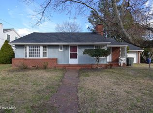 482 Snow Hill St, Ayden, NC 28513