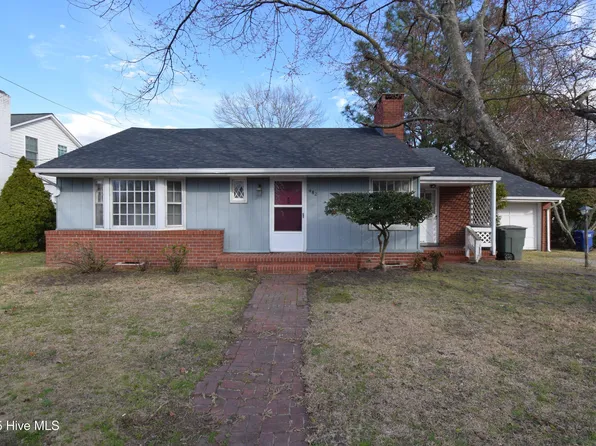 482 Snow Hill St, Ayden, NC 28513