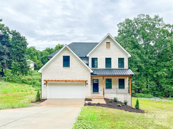 110 Quiet Trl, Mooresville, NC 28117