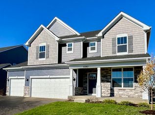 1190 Slade Rd, South Elgin, IL 60177