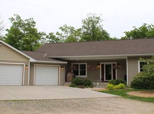 23222 Old Stones Throw Rd, Cohasset, MN 55721