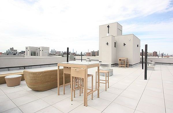 1st image of 482 Franklin Ave APT 4H