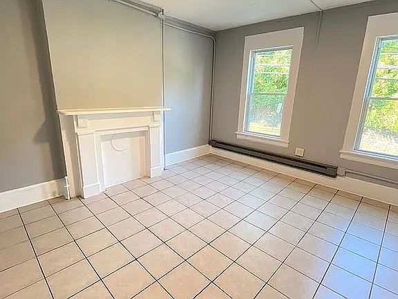 5th image of 141 William St #A