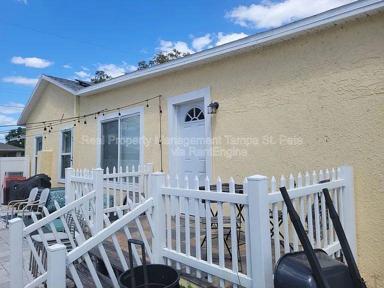 1711 E New Orleans Ave — Photo 29
