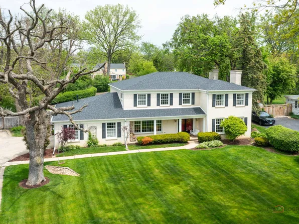 1878 Hackberry Ln, Lake Forest, IL 60045