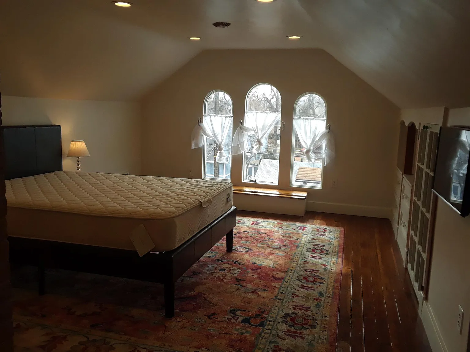 2 bed, 1700 sqft, $1,850 — Photo 4