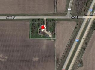 68453 260th St, Dexter, MN 55926