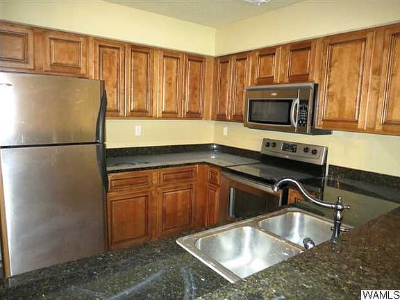 2nd image of 120 15th St E APT 111