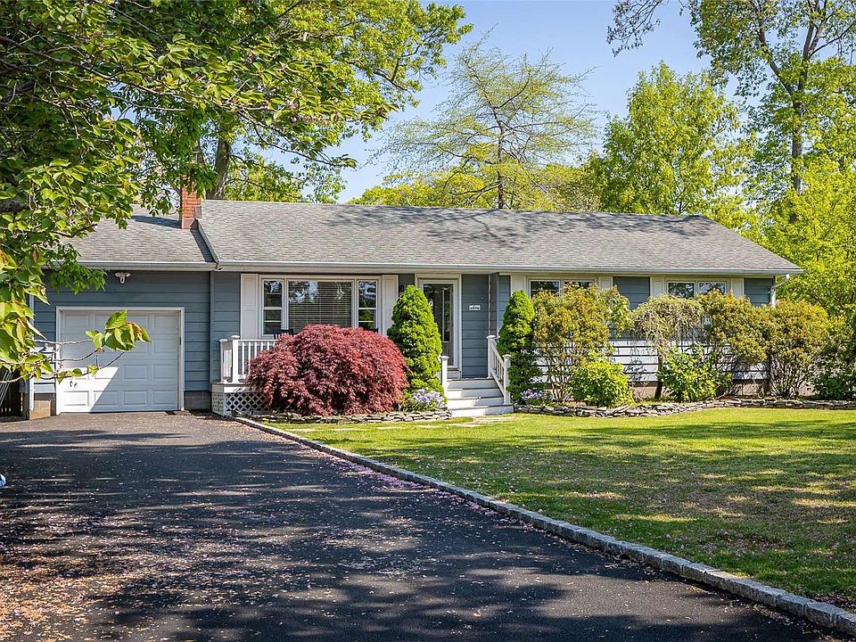 87 Woodlawn Avenue, East Moriches, NY 11940 Zillow