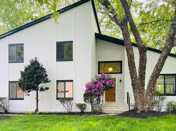 3747 Greenway Ln, Owings Mills, MD 21117