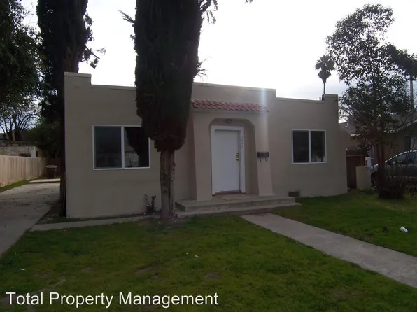 220 S O St, Tulare, CA 93274