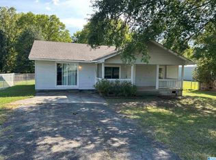 415 Lee St SE, Attalla, AL 35954