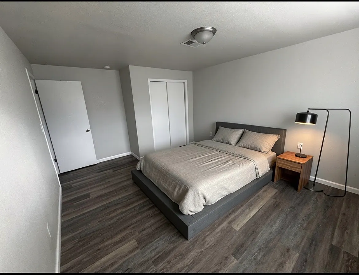 4 bed, 2825 sqft, $2,500 — Photo 4