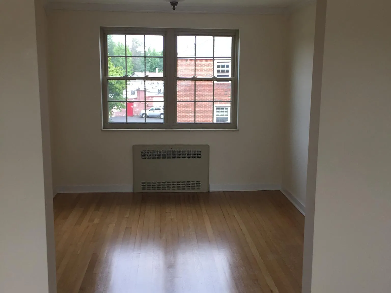 2 bed, 850 sqft, $1,395 — Photo 1