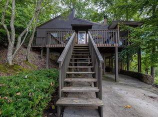 207 Cliff View Ln, Hazard, KY 41701