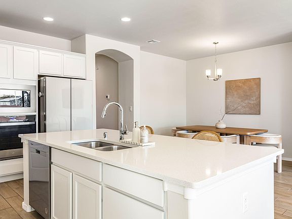 5th image of 2328 Melon Ridge Loop NE