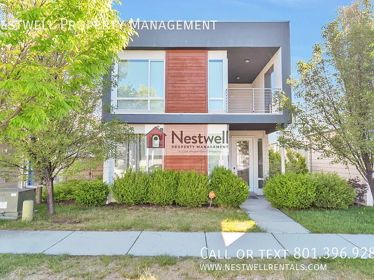 11611 S Alexandria Dr — Photo 2
