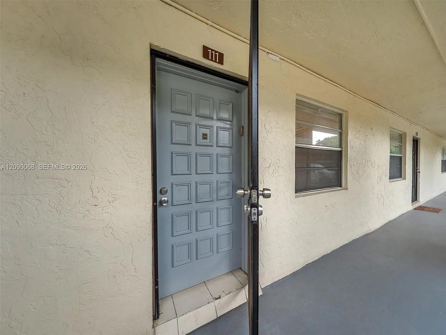 Cypress Chase Condo No 5 — Photo 2