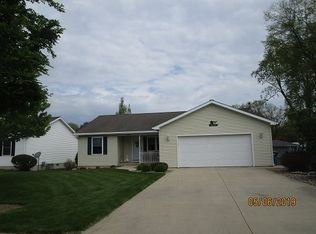 400 W McKinley Rd, Gassville, IL 61350