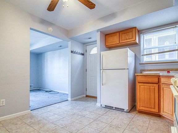 3rd image of 74 Elwood Ave Floor 1