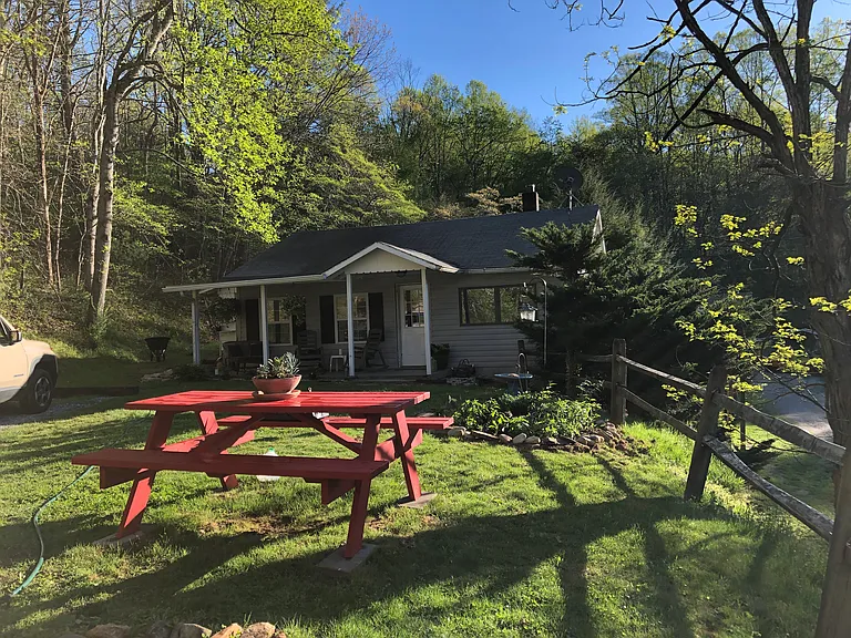 203 Christian Creek Rd — Photo 25