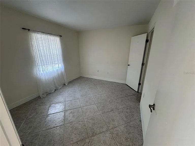 2275 S McCall Rd #201 — Photo 8
